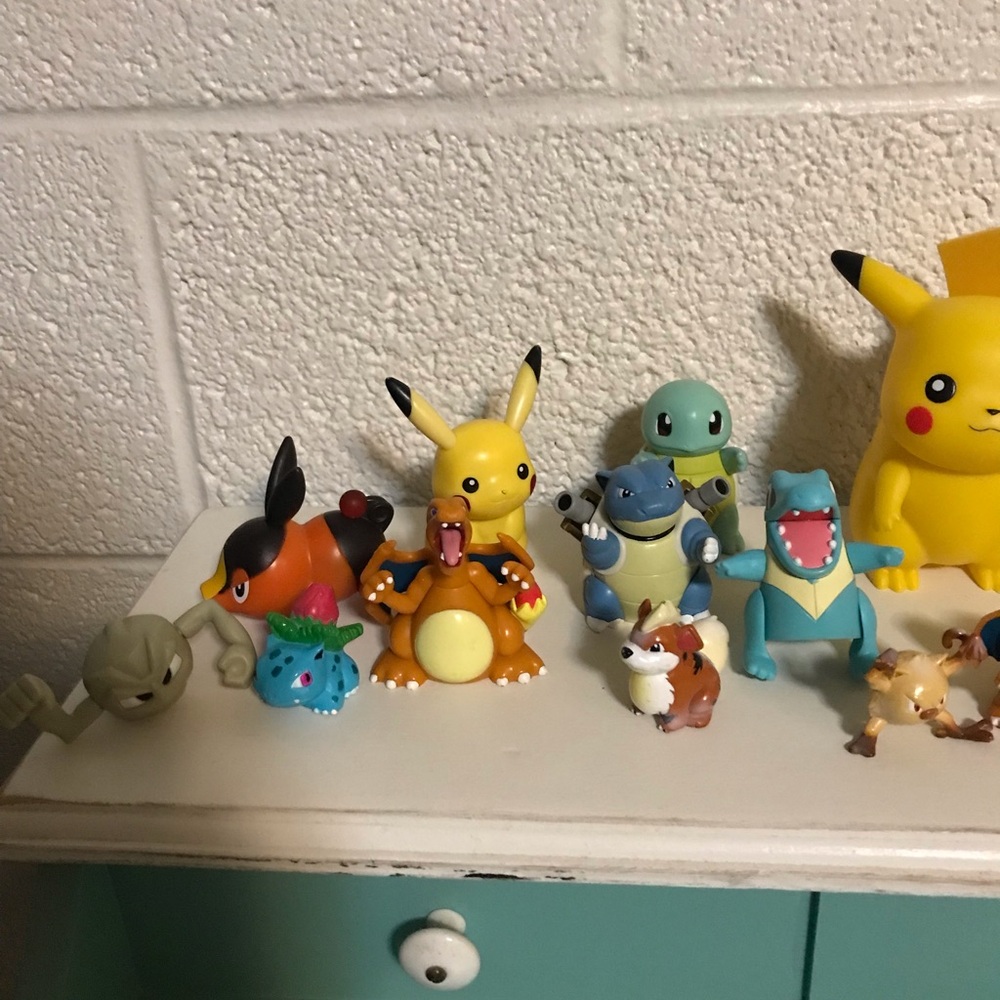 Pokemon Figurine Collection